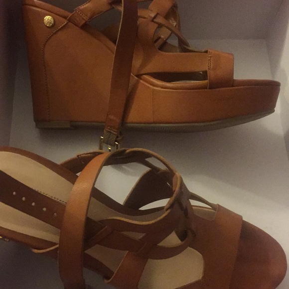 wedges - Picture 2 of 2